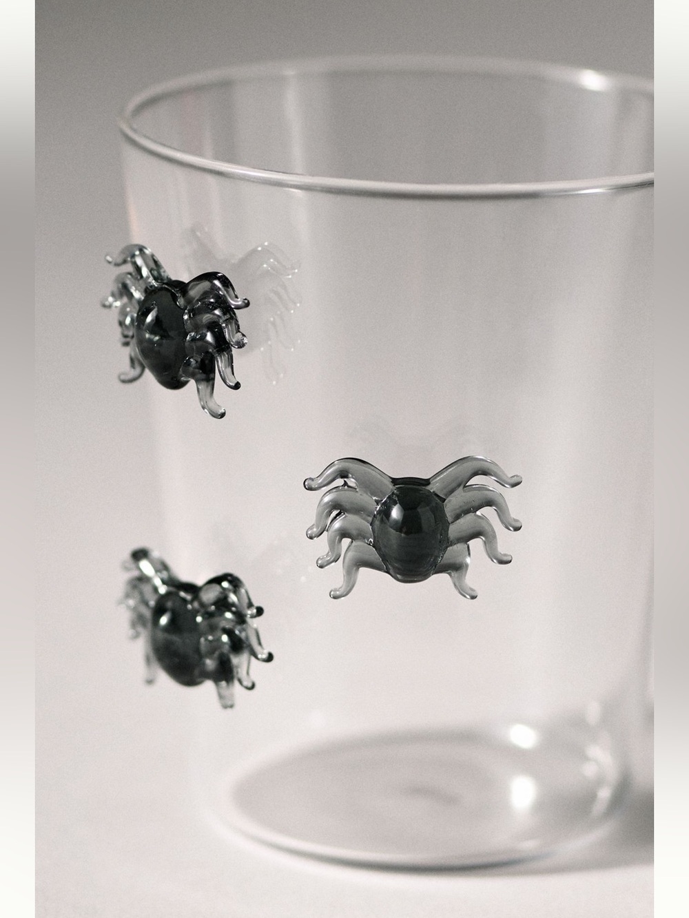 Anthropologie 3D Icon Juice Glass New Halloween Black Spiders